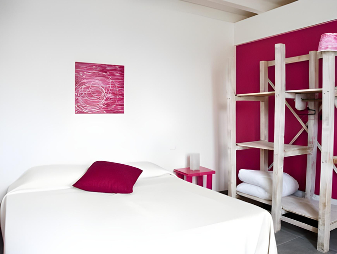 Bedroom 3, Agriturismo Beatilla, Mantua