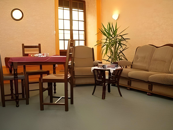 Others 3, Logis Hotel LBB - les 2 lacs, Jura