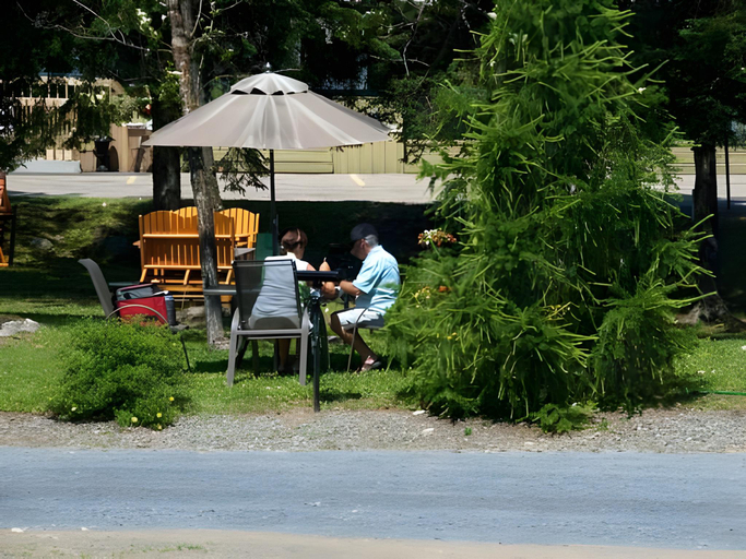 Others 5, Motel Des Cascades, Charlevoix