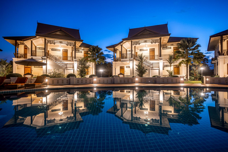 Exterior 5