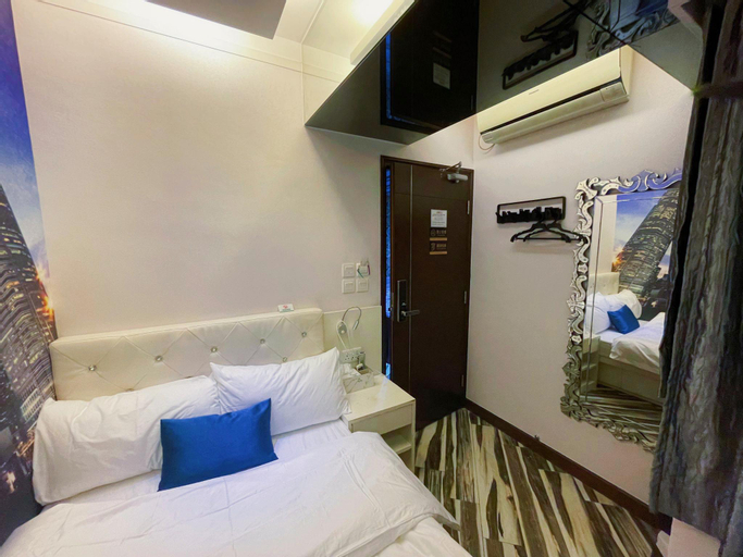 Bedroom 26