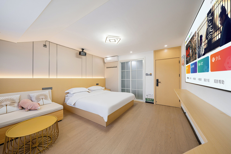 Bedroom 2, Shanghai Lanting Resort Hotel (Shanghai Disneyland), Shanghai