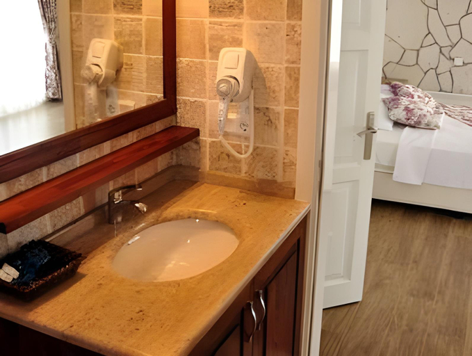 Bathroom 3, BalBadem Hotel, Çeşme