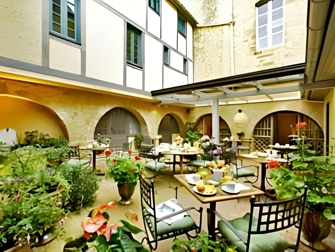 Food & Drinks 5, Hotel des Recollets, Dordogne