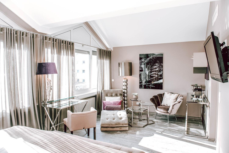 Bedroom 15