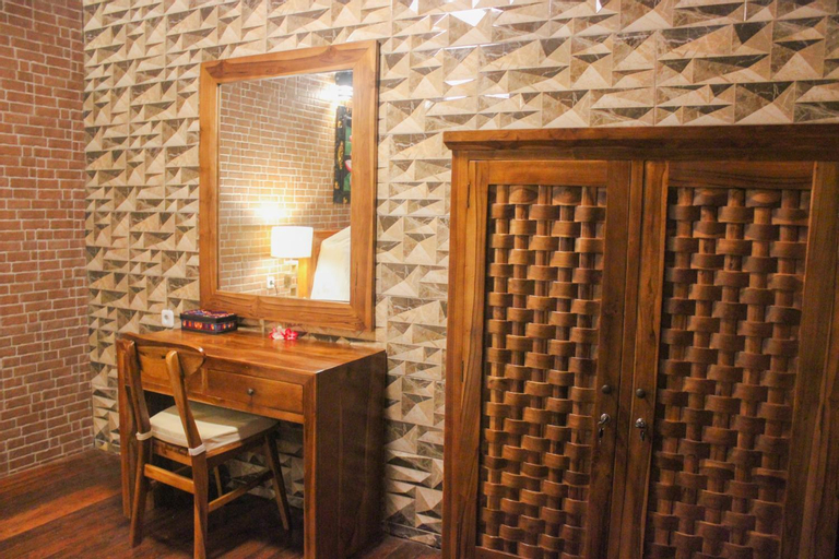 Bathroom 6