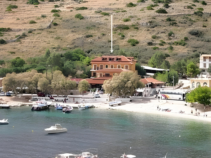Others 4, La Grotta, Ionian Islands