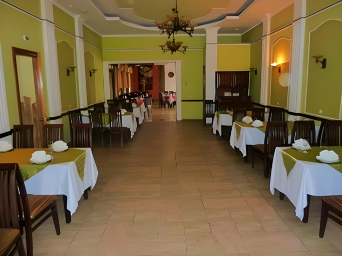 Food & Drinks 4, Hotel Zelenyi Klyn, Ivano-Frankivs'ka