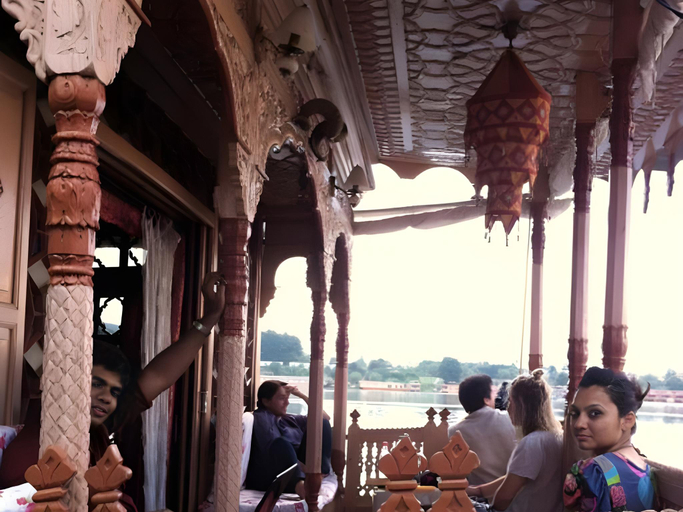 Food & Drinks 5, Lily of Nageen, Srinagar