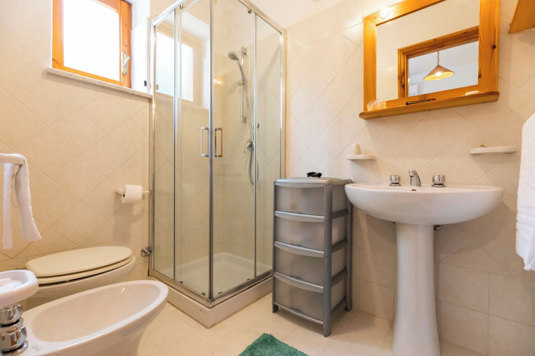 Bathroom 4, HibiscusUno Tropea Residence, Vibo Valentia