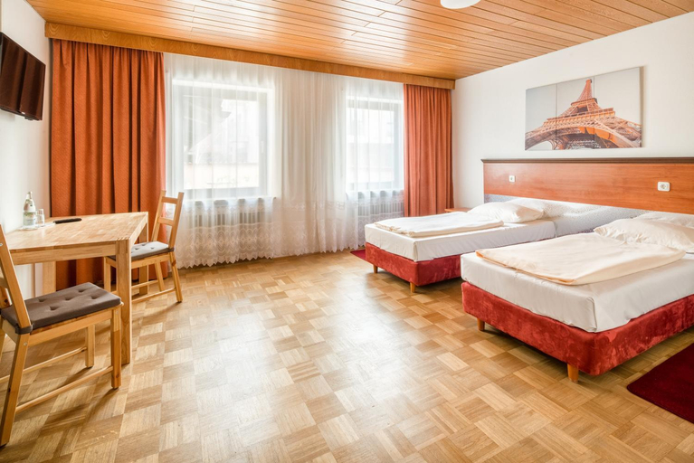 Bedroom 3, Hotel Bettstadl, Landshut