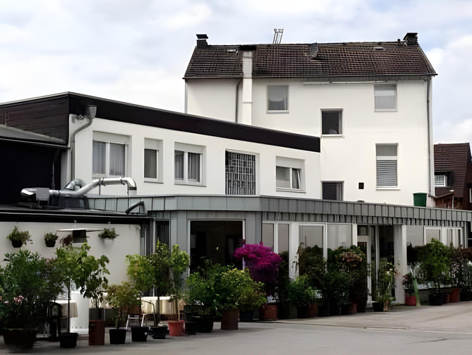 Exterior & Views 1, Hotel Mennicken, Städteregion Aachen