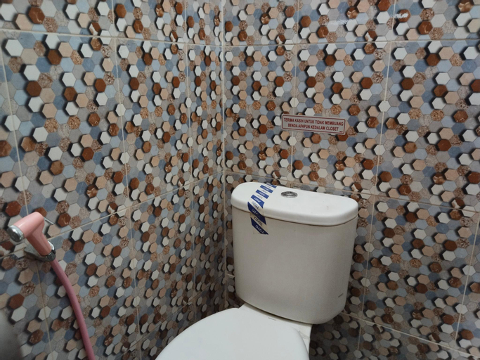 Bathroom 20