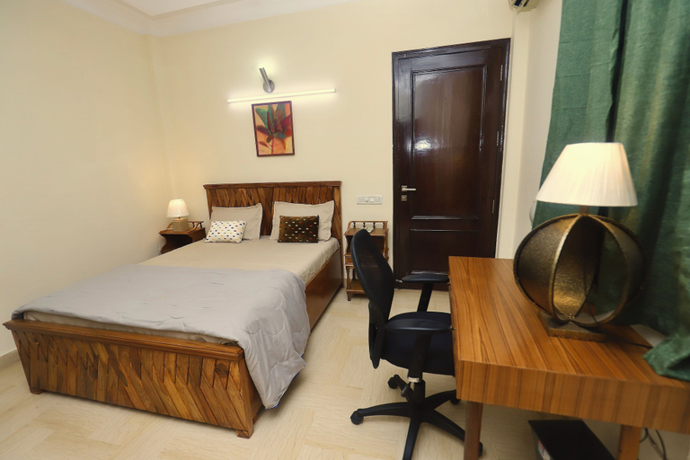 Bedroom 2, Slice Inn Orchid, Gurgaon