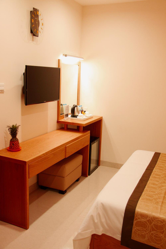 Bedroom 16