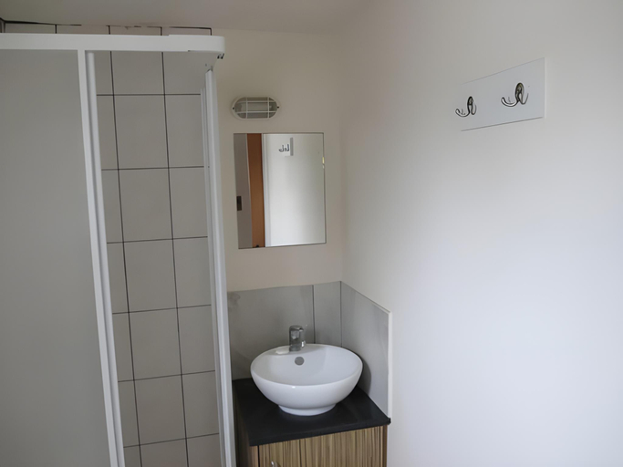 Bathroom 4, Island Boutique Hotel, Larnaca