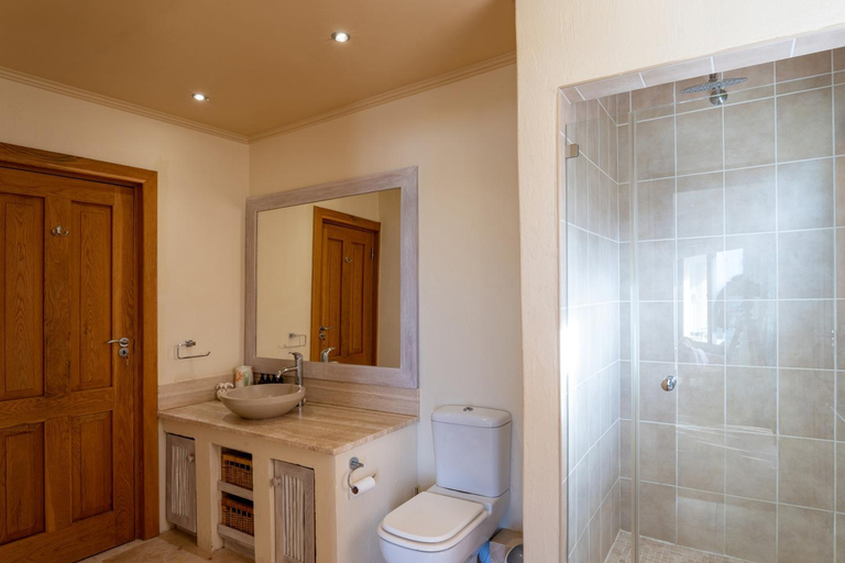 Bathroom 3, Dolphin Sunrise, Cacadu