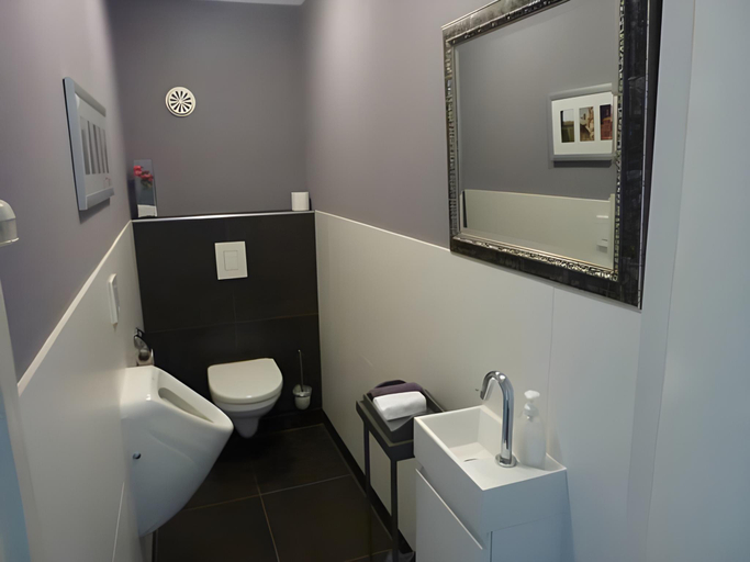 Bathroom 3, Hotel Neptunus, Bergen
