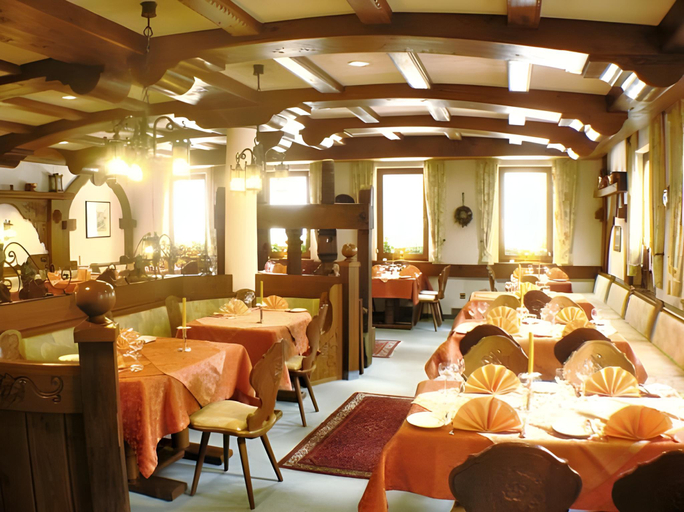 Food & Drinks 4, St. Martiner Castell, Südliche Weinstraße