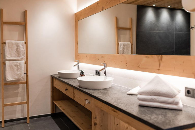 Bathroom 4, Hotel Kassian, Bolzano