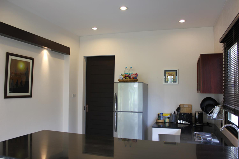 Dining Room 13