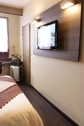 Bedroom 14