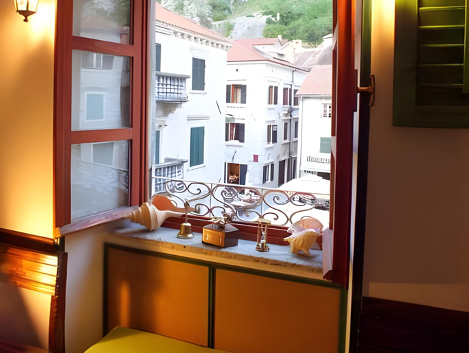 Others 3, Montenegro Backpackers Home Kotor