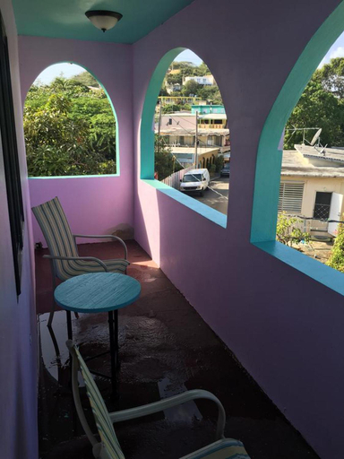 Others 5, Mamacitas Guest House