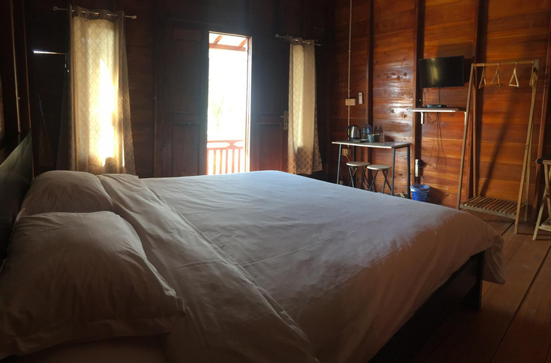 Bedroom 8