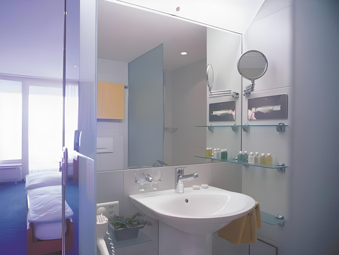 Bathroom, Panorama Resort & Spa, Höfe