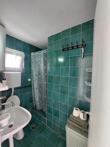 Bathroom 4, Apartmani Marina