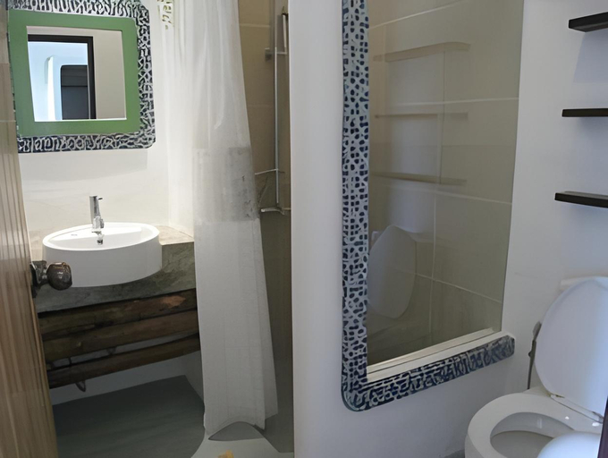 Bathroom 3, Balcony Hill Resort, Mae Suai