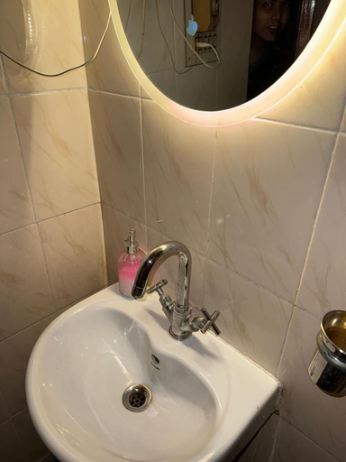 Bathroom 4, Mishra's Bungalow, Kaushambi