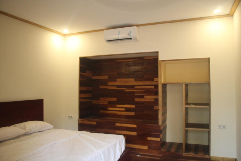 Bedroom 9