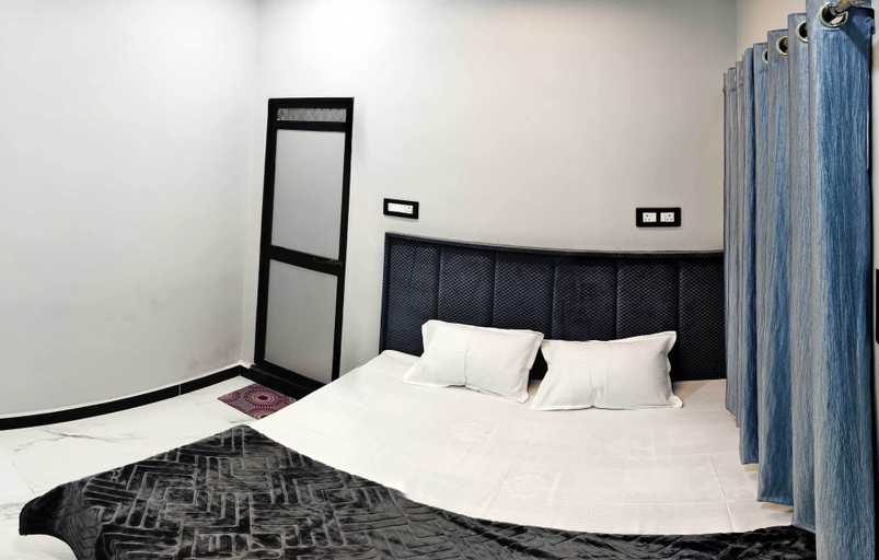 Bedroom 3, Hotel Shridhar, Ujjain
