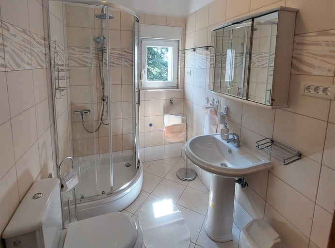 Bathroom 3, Seaside Escape Selce Apartments, Crikvenica