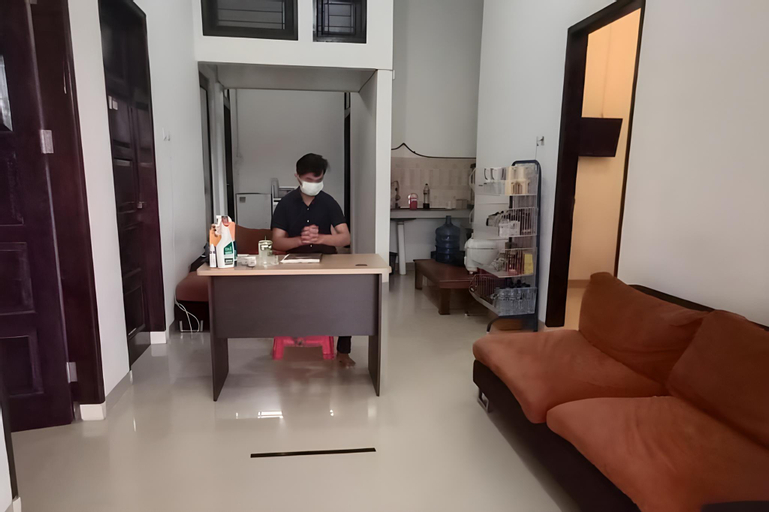 Public Area, RedDoorz Syariah @Galliano Homestay Bukittinggi, Bukittinggi