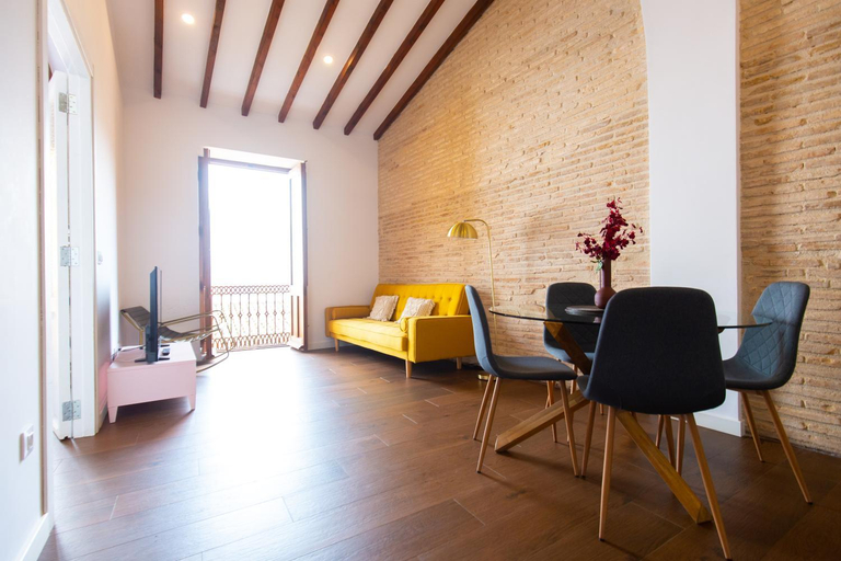 Others 4, Glorieta Suites, Alicante