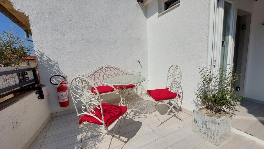 Others 5, Piranum Guesthouse with terrace, Piran