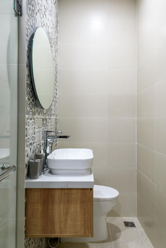 Bathroom 18