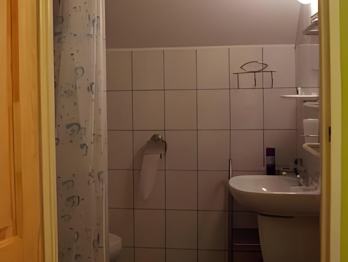 Bathroom 2, Pensjonat Iskra, Sztum