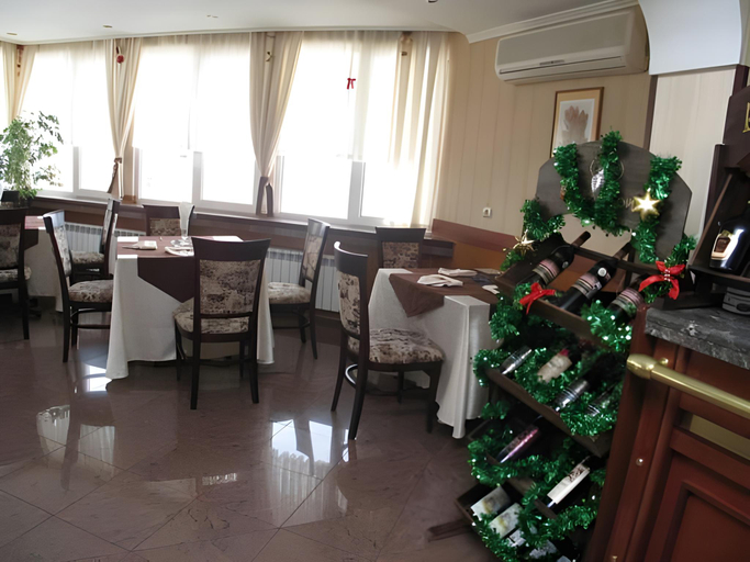 Food & Drinks 4, Family Hotel Yagoda88 - Free Parking, Stolichna