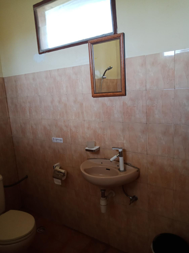 Bathroom 3, Arnel Bungalows, Lombok