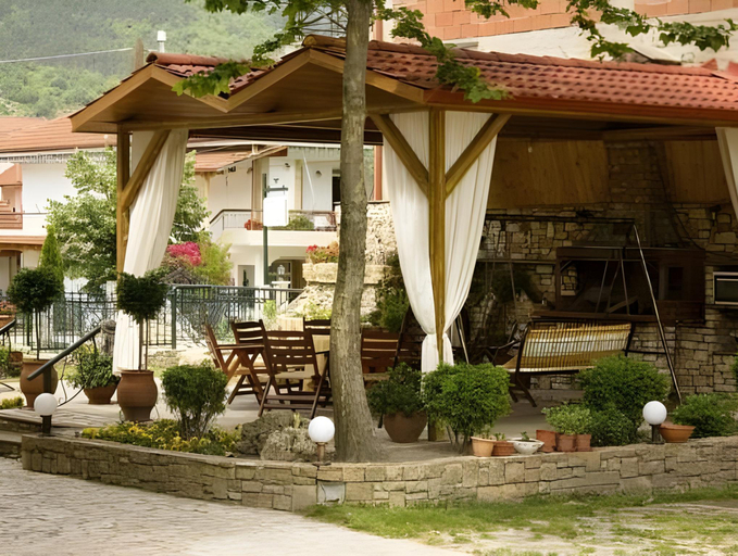 Exterior & Views 1, Kallinikos Guesthouse, Central Macedonia