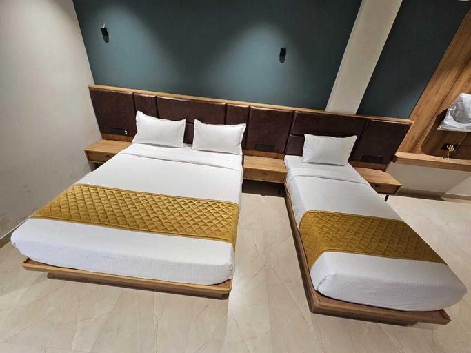 Bedroom 4, Hotel Beverly Plaza Kozhikode, Kozhikode