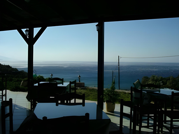 Food & Drinks 3, Horizon Studios - Apartments, Crete