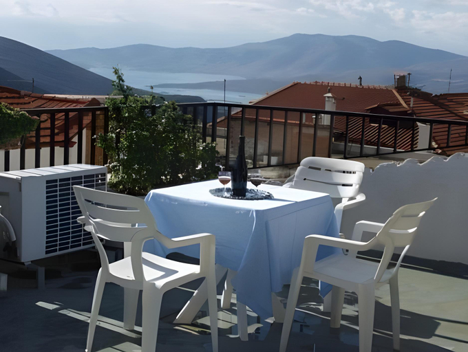 Others 5, Kouros Hotel, Central Greece