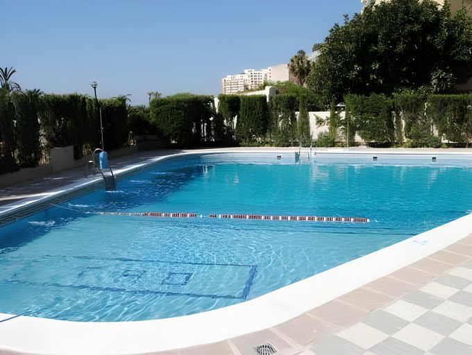 Swimming pool 5, Apartamentos Tao, Granada
