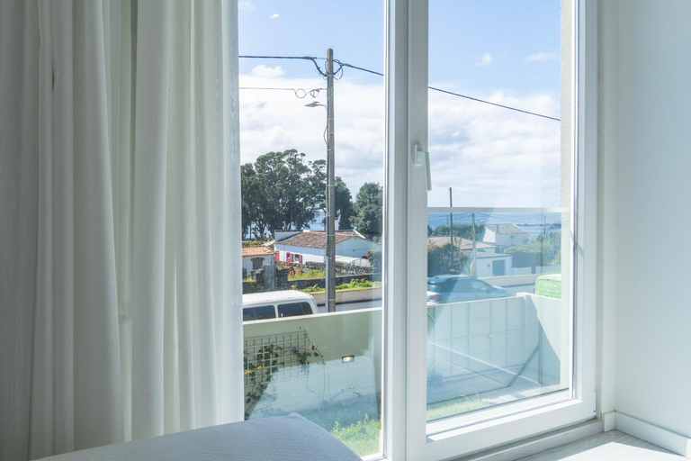Others 2, Beach Front Villa, Ponta Delgada