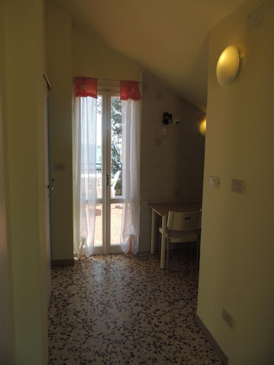 Others 4, Appartamenti Camping Rivamare, Savona